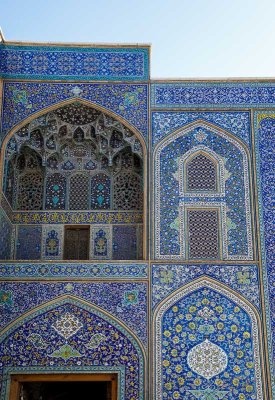 Imam Al-Hussein Mosque-18.jpg