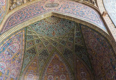 Nasir-ol Molk Mosque-25.jpg