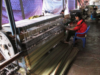 Traditional Mechanized Loom for Weaving the Mats