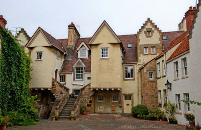 Courtyard Living