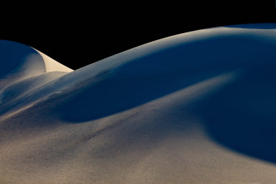 a sand dunes at Death Valley