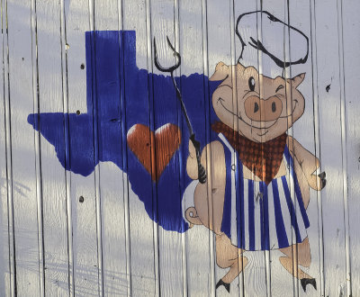 The Heart of Texas barbecue pig