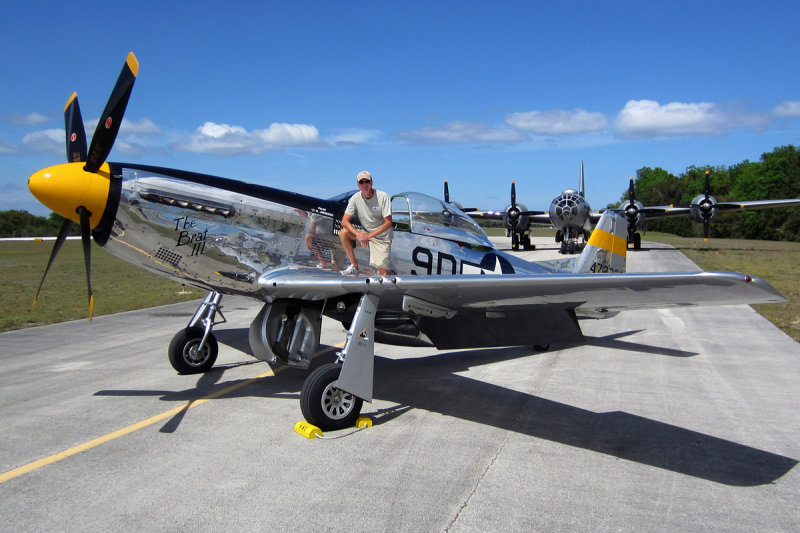 Bill Scheuerman with P-51 Mustang and B-29 at Valiant Air Command