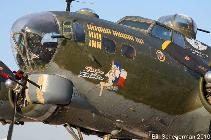 B-17 Texas Raiders