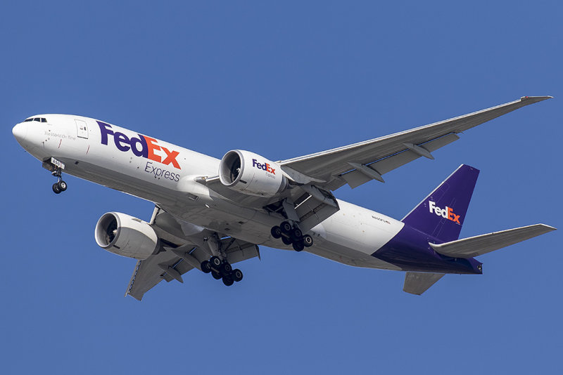 7/30/2017  Federal Express (FedEx) Boeing 777-FS2 Alexis N890FD
