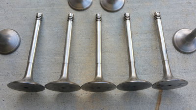  ATE #3056 Intake Valves / Size: 45mm X 111mm - Photo 2
