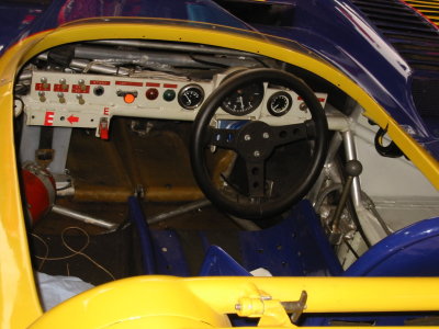 Porsche_917-30_CanAm_Spyder_cockpit 2