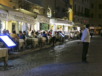 IMG_1059 Pza. Navona restaurants in Rome.jpg
