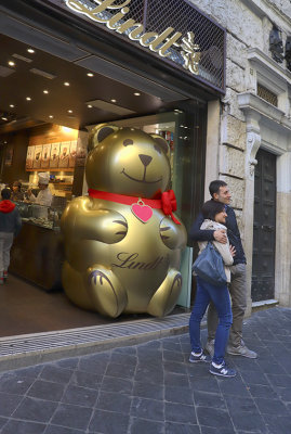 IMG_0546. Lindt ttteddy bear and couple psd