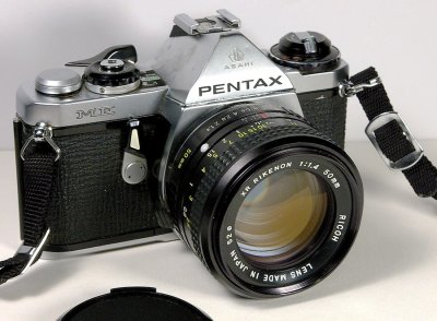 Pentax ME with Ricoh 1.4