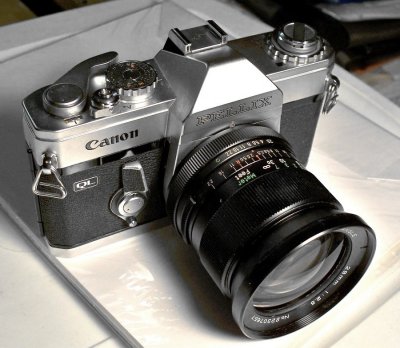 Canon Pellix with Flawed Optics