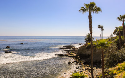 The Pacific Ocean from the cliffs in Laguna Beach