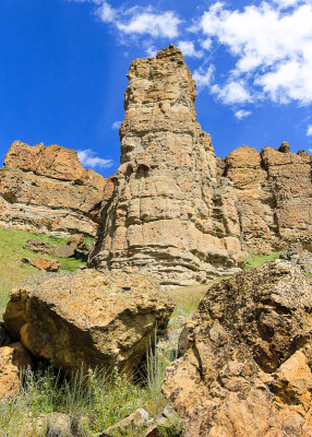 A pinnacle in the Palisades in the Clarno Unit of John Day Fossil Beds National Monument