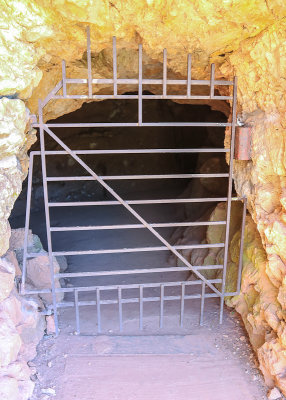 Historic natural entrance in Jewel Cave National Monument