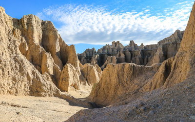 Path along the Notch Trial in Badlands National Park