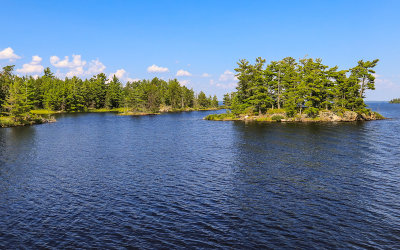Island in a small bay in Voyageurs National Park