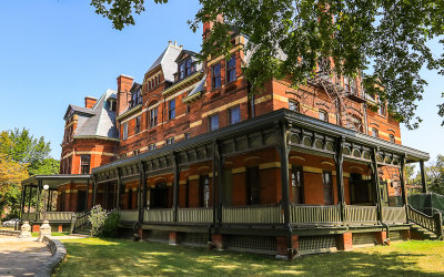 The Hotel Florence in Pullman National Monument