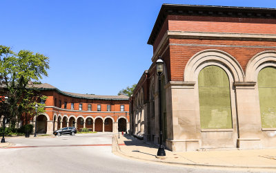 Colonnade Apartments, Townhouses and the Market Hall (right) in Pullman National Monument