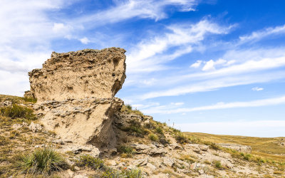 Rock outcropping along the Daemonelix Trail in Agate Fossil Beds National Monument