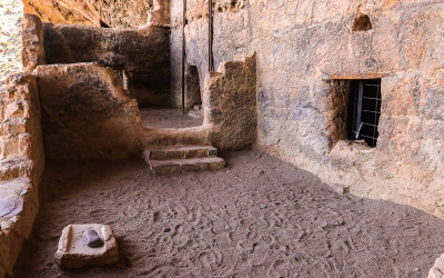 Lower Cliff Dwelling room with grind stone in Tonto National Monument