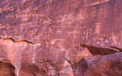 Details of the petroglyphs along the Mud Wash in Gold Butte National Monument