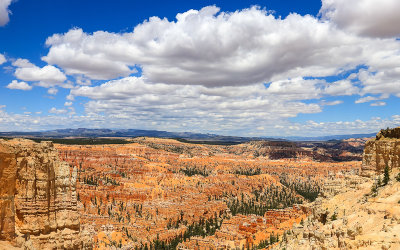 Clouds over the Bryce Amphitheater in Bryce Canyon National Park