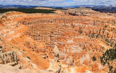 The Bryce Amphitheater from Inspiration Point in Bryce Canyon National Park