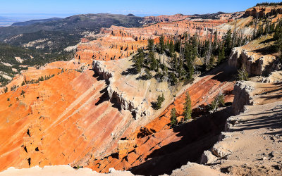 The rim of the Amphitheater from the Sunset View Overlook in Cedar Breaks National Monument