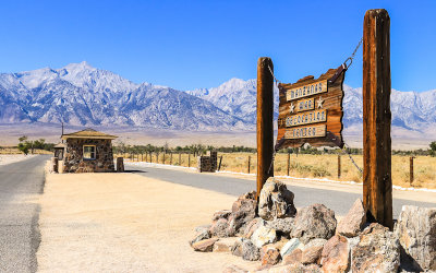 The historic entrance with sign and sentry posts in Manzanar National Historic Site 