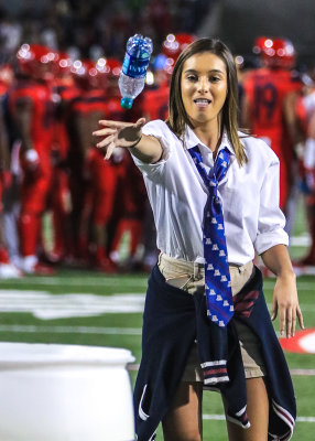 Arizona Fan participates in the water bottle toss competition