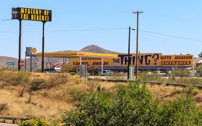 Eastern Arizona tourist stop along Interstate 10; “The Thing – Mystery of the Desert!”