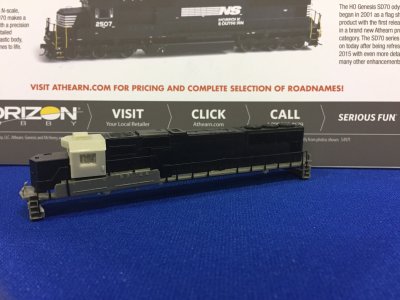 Vendor - Athearn N SD70 3.JPG