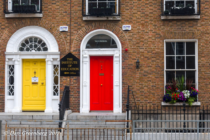 Yellow Door, Red Door