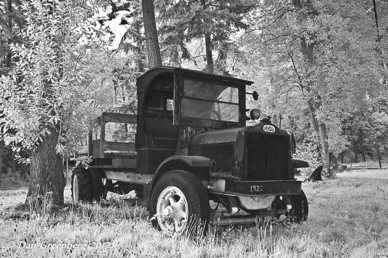 1922 White Truck in Infrared