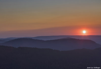 Lever du soleil sur la Fort Noire