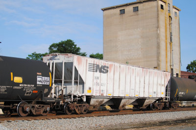 176411