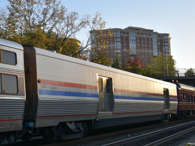 61004