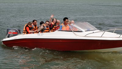 Martin + others Speedboat DSC_3124.jpg