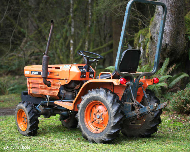 Kubota B7200