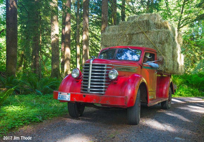 1949 Diamond T Model 201 