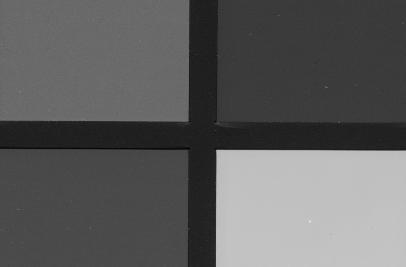 _DSC6271_mono_conv_100.jpg
