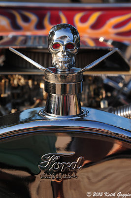 Ford Ornament.jpg