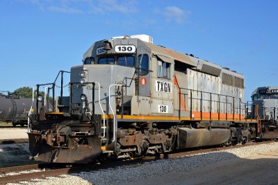 008 - Thursday morning - Oct 27 - Texas, Gonzales & Northern RR
