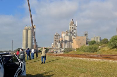 030 - Friday morning - Oct 28 - Cemex plant in New Braunfels TX