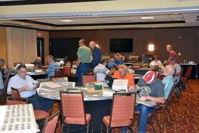 006 - Wednesday night in the trade room