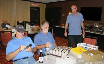 130 - in the trade room - Sept 30 evening