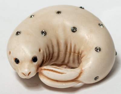 Seal Pendant - Bling 