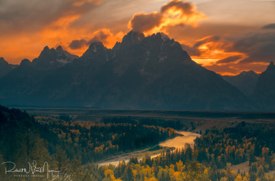 A spectacular sunset from the Snake River Overlook