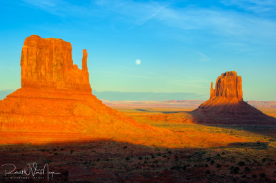 Typical Monument Valley Sunset