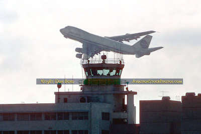 1981 - Pan Am B747 banking after takeoff at Miami International Airport aviation airline photo